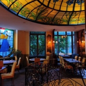 Un week bruxellois placé sous le signe de l'art nouveau 🤩👌.#brussels #belgium #artnouveau